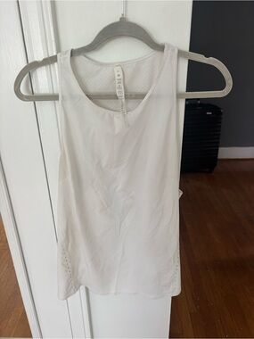 lululemon athletica White Women's Athletic Tank- small stain on front